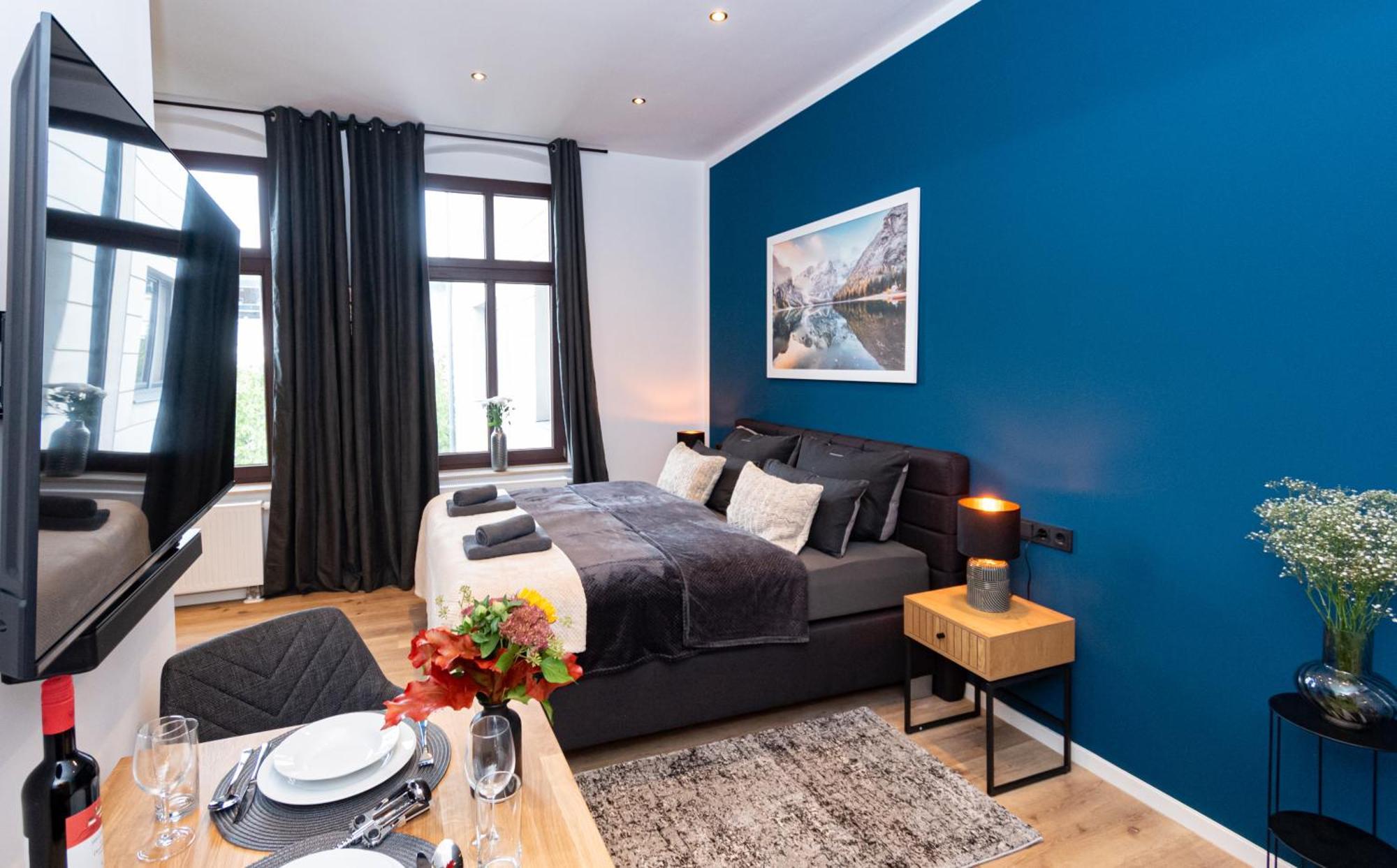 Sweethome - Zentral - Kueche & Parkplatz, Wifi Halle  Esterno foto